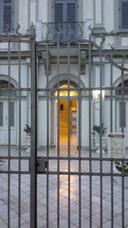 Casavacanza Villa D Funny Viareggio Exteriör bild